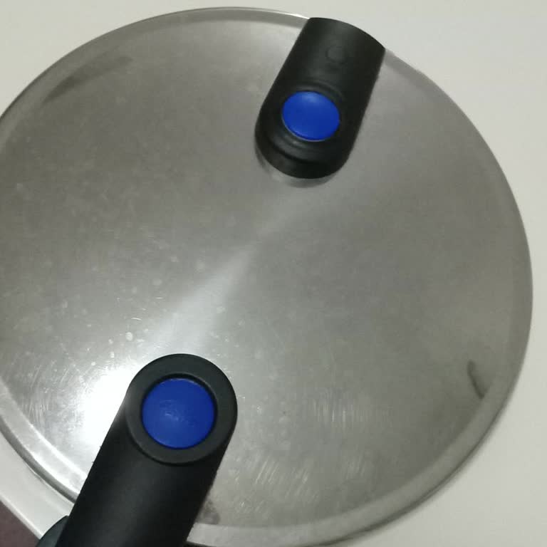 Fissler Vitaquick Düdüklü Tencerede Basınç Çizgileri Gelmiyor Ve Destek Bulamıyorum