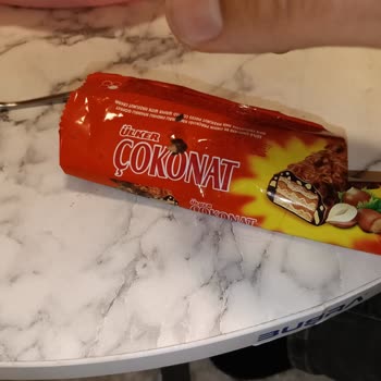 Ülker Çokonat Çikolatasında Saç Teli Bulundu