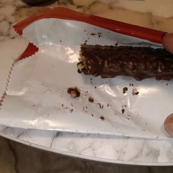 Ülker Çokonat Çikolatasında Saç Teli Bulundu