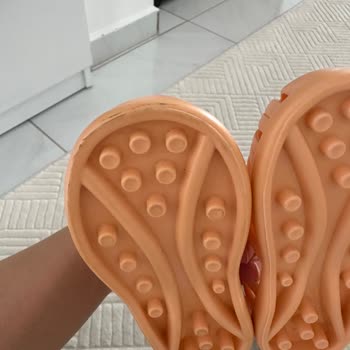 İgor Çocuk Sandaletlerinde Tekrarlanan Renk Uyumsuzluğu Ve Kullanılmış Ürün Sorunu