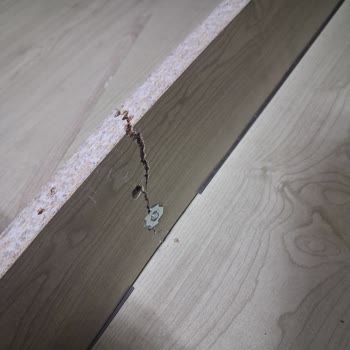 İstikbal Elizya Koltuk Takımında Kasa Kırılması Ve Garanti Dışı Onarım Ücreti Talebi