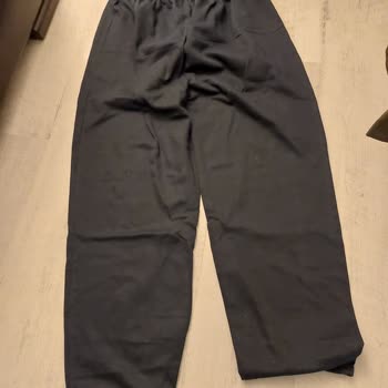 Okan Mesa OrmanNe Sipariş Ettiğim Ürünler Gönderildi Ne De Renk ve Model Olarak Benzerlik Var