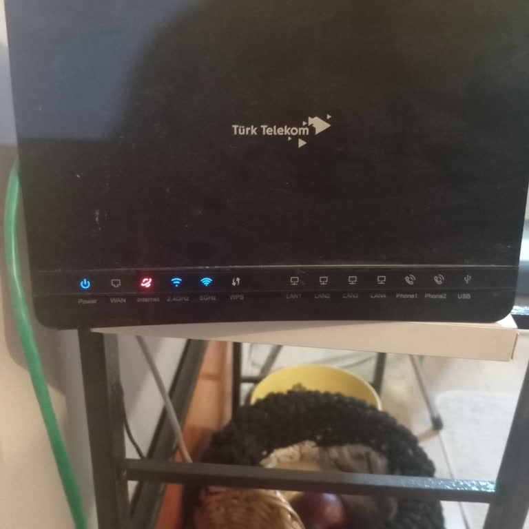 İnternet Kesintisi İşimi Durdurdu, Müşteri Hizmeti 48 Saat Bekletiyor