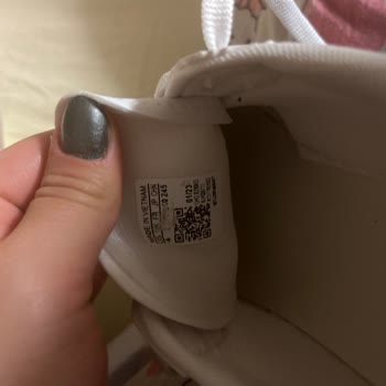 Yanlış Numara Ve Defolu Ayakkabı, Şirkete Ulaşamıyorum