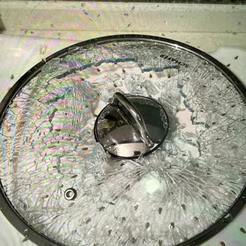 Cam Kapak Kırıldı, Tencere Tabanı Yanıyor: Scheffer Ürünü Hakkında Şikayet