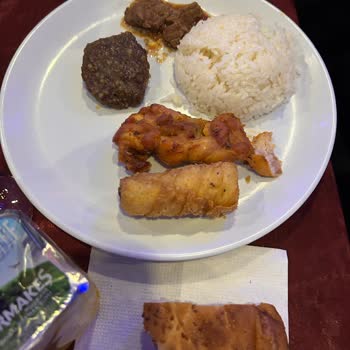 Vaat Edilen Menü Gelmedi, Gemiye Binemedik Ve Kaba Üslup: 4000 TL İadesi Ve Tazminat Talebi