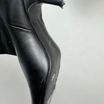 Derimod Çizmelerinde Kısa Sürede Çivili Kısım Düşmesi Ve Topuk Soyulması