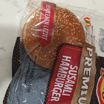 UNO Hamburger Ekmeği Son Kullanma Tarihine Rağmen Küflü Ve Bayat