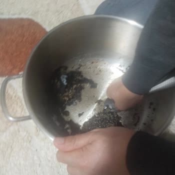 Depomax Derin Çelik Tencerenin Dibi Tutma Sorunu