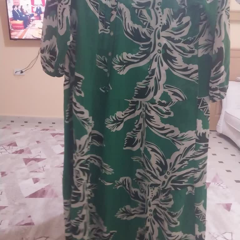 Elbisemis Yanlış Renk Ve Desenli Elbise Gönderimi Ve Müşteri Engellemesi