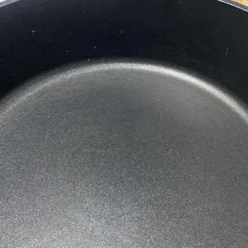 Az Kullanıma Rağmen Karaca Bio Diamond Tencere Takımında Kaplama Soyulması