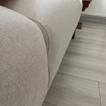 Yeşil Koltuk Takımında Tekrarlayan Üretim Hataları Ve Renk Uyuşmazlığı