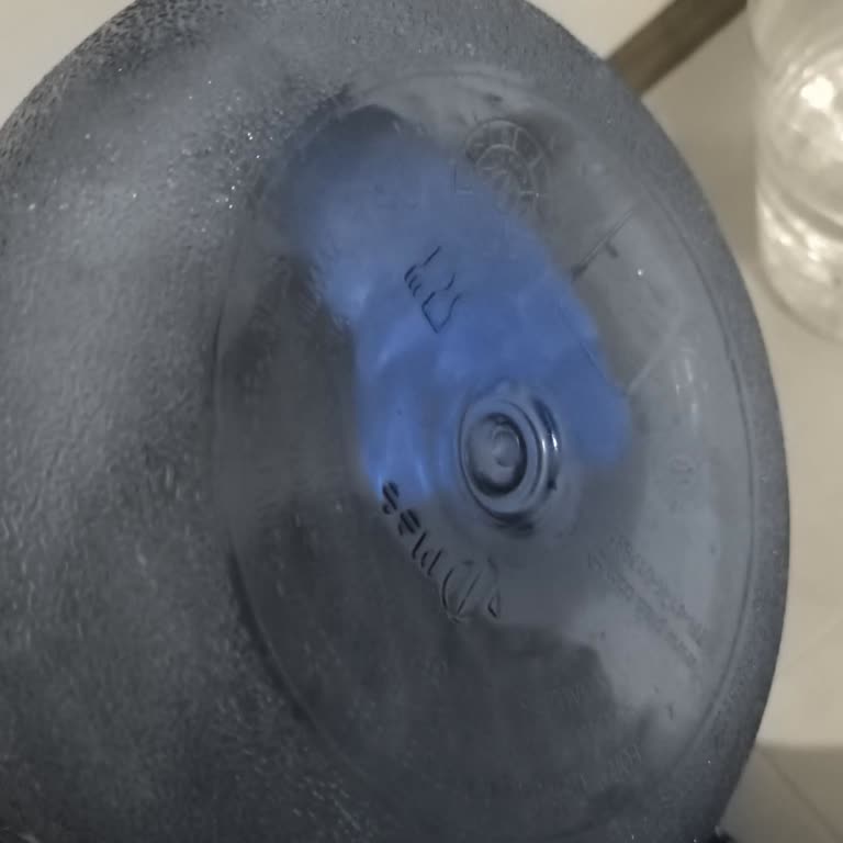 Damacana Su Sızıntısı Nedeniyle Parke Hasarı Ve Tazminat Talebi