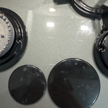 Beko Ankastre Ocak Beklerinde Erken Paslanma Ve Ücretsiz Parça Değişimi Talebi