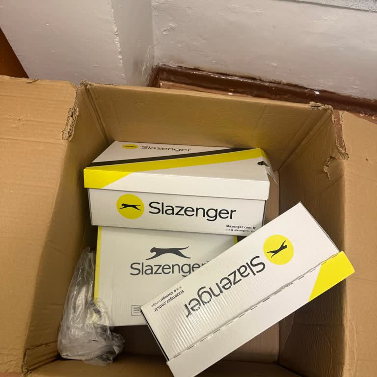 Eksik Gönderilen Ayakkabı İçin İade Talebi Ve Müşteri Hizmetlerinden Çözüm Bekleniyor