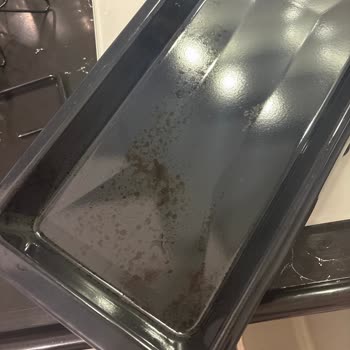 Bosch Ankastre Setinde İlk Kullanımda Tepsi Yanması Ve Ocak Gözlerinin Hızlı Kararması