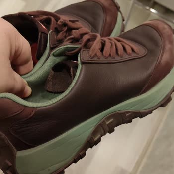 Camper Ayakkabısının Yan Tarafından Yırtılması Ve Garanti Kapsamında Değişim Talebi