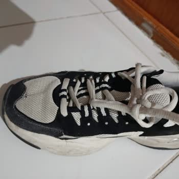 Skechers D’lites 4.0 Ayakkabısının 2 Ayda Bozulması Ve Red Cevabı