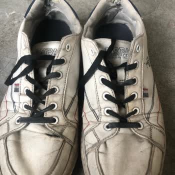 FLO Mağazasından Aldığım Ayakkabının Kısa Sürede Yırtılması Ve Değişim Talebi