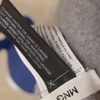 Mango Şalı Üretim Hatası: Aşırı Tüy Bırakıyor, Kullanılamaz