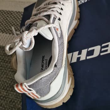 Skechers Ayakkabının Kısa Sürede Yırtılması Ve İade Reddi