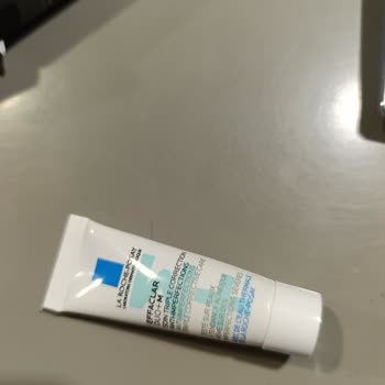 Boş Gelen La Roche Posay Effaclar Duo+m Ürünü İçin Ücretsiz Yeniden Gönderim Talebi