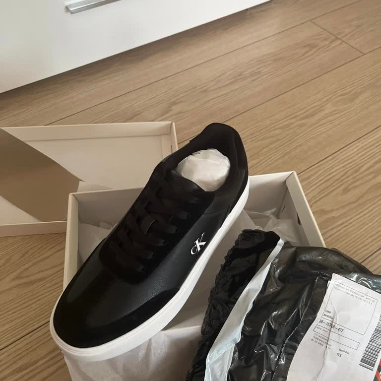 Ayakkabının Sağ Tek Eksik Gönderilmesi Ve Cevap Bulunamaması