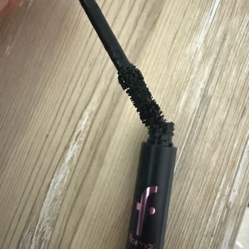 Flormar Hera Rimelinde Fırça Ve Topaklanma Sorunu