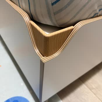 Keskin Kenarlı Çocuk Yatağının İadesi Ve Güvenli Değişim Talebi