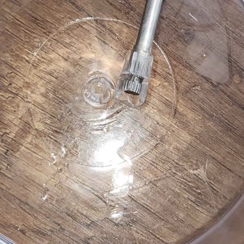 Aşırı Isınan Motor Ve Hasarlı Kapak İçin Ücretsiz Değişim Talebi