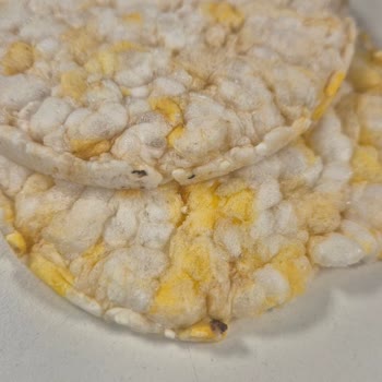 Eti Gıda Ürünlerin Üzerinde Siyah Renkte Yabancı Maddeler Olduğunu Fark Ettim