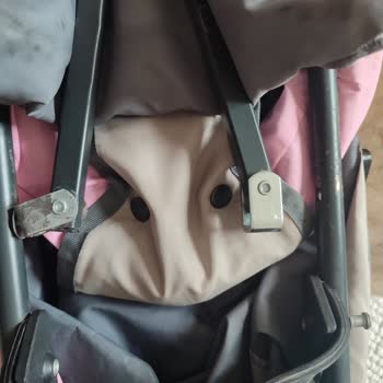 Kırık Bebek Arabası Ve Eksik Parça: Paketsiz Kargo Şikayeti