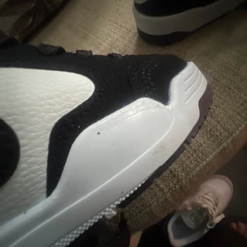 Papuç Konağının Ayakkabıları Görsellerle Uyuşmuyor Ve Kalitesiz