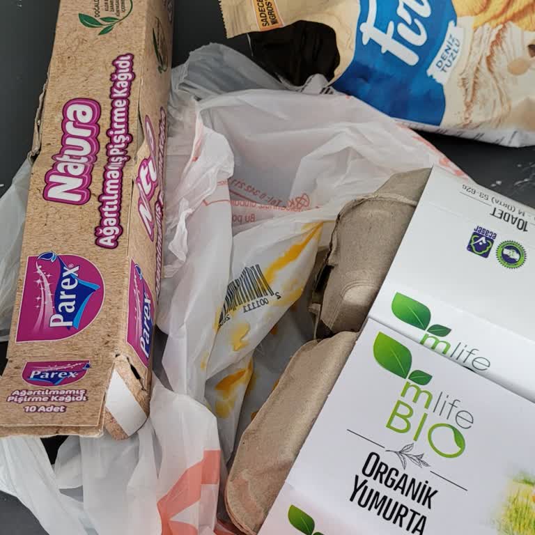 Migros'ta Kırık Yumurta Ve Açılmış Ürünler İçin Acil Değişim Talebi