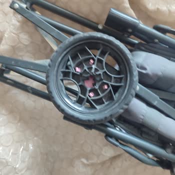 PTT Kargo'dan Kırık Bebek Arabası Ve Telefonla Ulaşılamama Sorunu