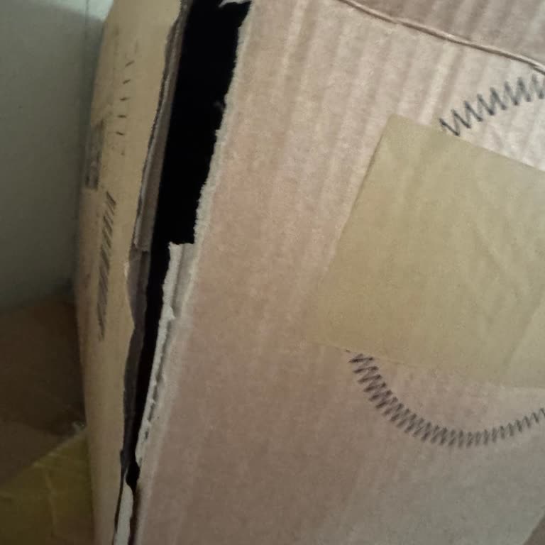 Yanlış Ve Yırtık Gönderilen Siparişin İadesi Ve Ürünlerin Geri Alınması Talebi