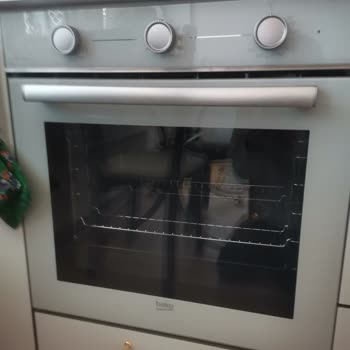 Alt Pişirme Sorunu Yaşadığım B*** Ankastre Fırının İade Talebi