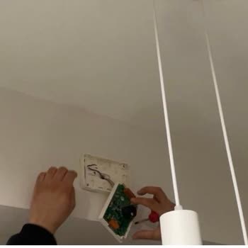 Yanlış Yangın Alarmı Sürekli Çalıyor, Çözüm Bekleniyor