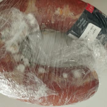 Zırhlı Toptan Market Sucuk Bozulmuş Çıktı