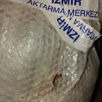 Patlamış Kargo Zorla Teslim Edildi Müşteriyi Mağdur Etti