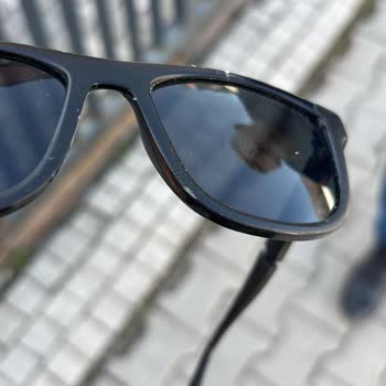 Prada Gözlüğüm Kısa Sürede Silinme Ve Deformasyon Yaşadı; Garanti Reddi Ve Çözüm Talebi