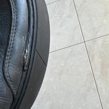 Boyner'de Calvin Klein Ayakkabının Garanti Onarımı Özensiz Ve Yetersiz, Yenisi İsteniyor