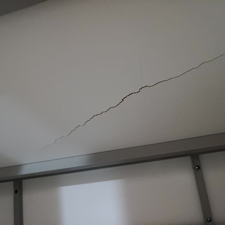 Taşpınar Yatak Baza Başlık Takımı Çatladı; Kullanıcı Hatası İddiası Ve 725 TL Tamir Ücreti