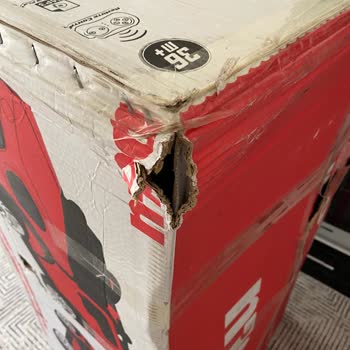 Geciken Kargo, Kırık Akülü Araba Ve Cevapsız Müşteri Hizmetleri