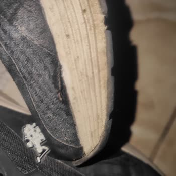 Açılan Ayakkabının Üretim Hatası Nedeniyle Değişim Talebi