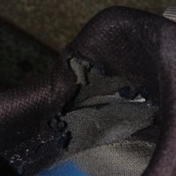 Garanti Süresine Rağmen Arch Fit Yürüyüş Ayakkabısında Erken Yırtılma Ve Değişim Reddi