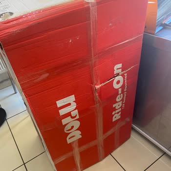 Kırık Bebek Arabası Teslim Edildi, Acil Değişim Gerekiyor