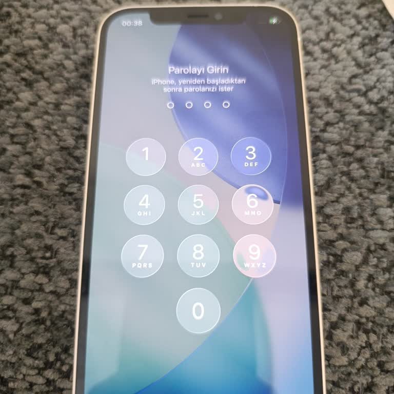 Şifresi Açılmayan İPhone 12 Teslim Edildi, Acil Çözüm İstiyorum