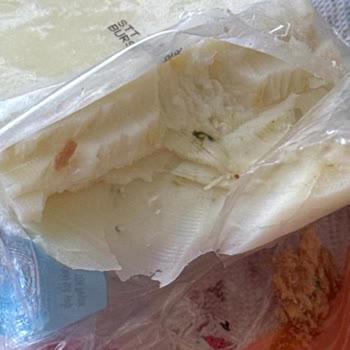 Müşteri Sağlığını Tehdit Eden Küflü Tost Ekmeği Ve Kaşar Peyniri