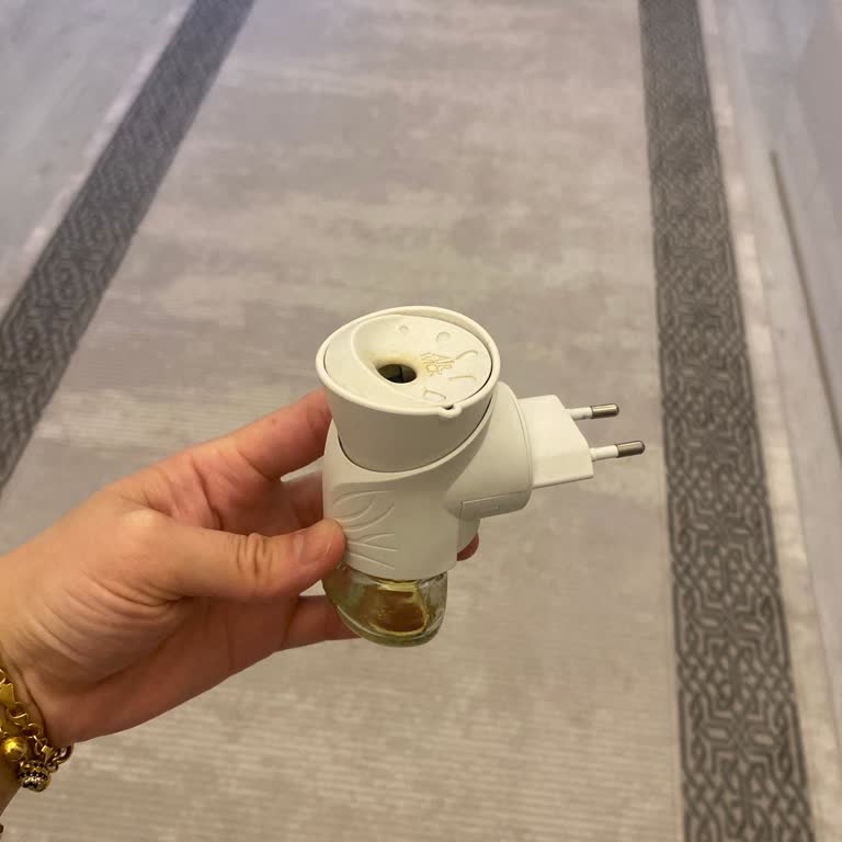 Air Wick Elektrikli Aparatta İlk Gün Kokusu Çıktıktan Sonra Yok Oluyor